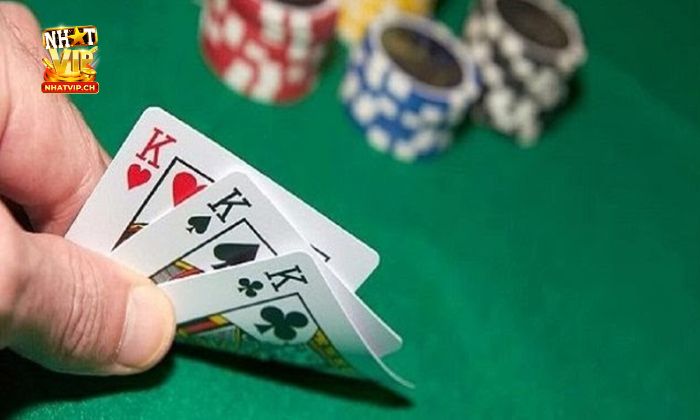 Luật chơi đơn giản, dễ hiểu của game bài Liêng Nhatvip